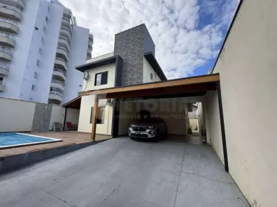 Sobrado com 3 Quartos à venda, 186m² no Indaiá, Caraguatatuba