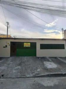 Casa com 3 Quartos para alugar, 100m² no Recanto das Emas, Brasília