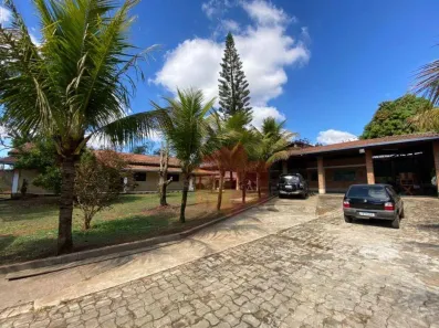 Fazenda/Sítio com 4 Quartos à venda, 480m² no Balneário Riviera, Americana
