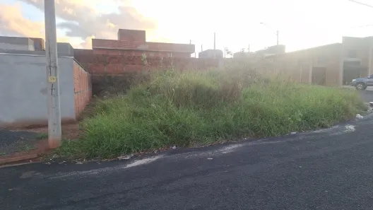 Lote/Terreno à venda, 267m² no Jardim dos Buritis, São José do Rio Preto