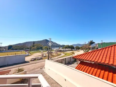 Casa com 2 Quartos à venda, 69m² no Enseada do Brito (Ens Brito), Palhoça