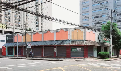 Ponto Comercial para alugar, 221m² no Centro, Curitiba