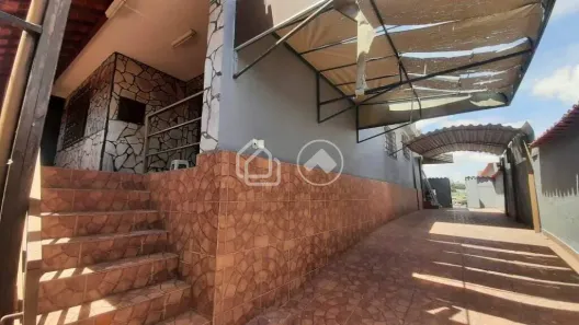 Casa com 3 Quartos à venda, 146m² no Eymard, Belo Horizonte