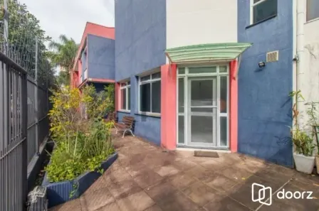 Prédio Comercial com 8 Quartos à venda, 417m² no Menino Deus, Porto Alegre