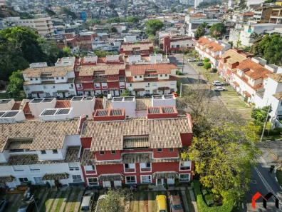 Casa de Condomínio com 3 Quartos à venda, 225m² no Jardim São Luís, São Paulo