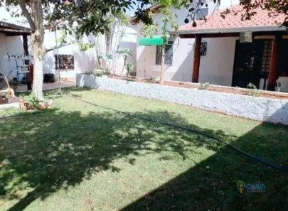 Imóvel Comercial com 4 Quartos para alugar, 305m² no Santa Maria, Uberaba
