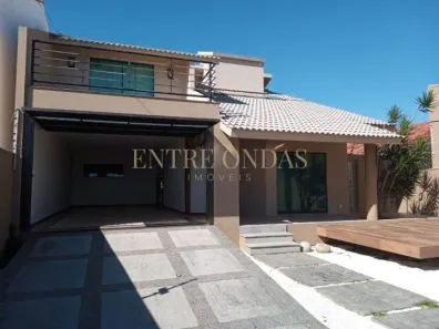 Casa com 3 Quartos para alugar, 300m² no Balneário, Florianópolis