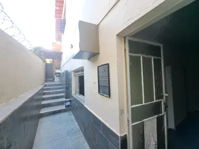 Kitnet com 2 Quartos para alugar, 35m² no Planalto, Belo Horizonte