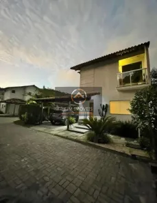 Casa de Condomínio com 3 Quartos à venda, 161m² no Maria Paula, São Gonçalo