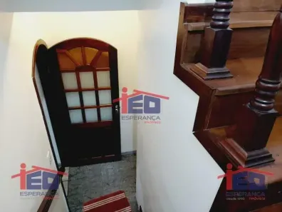 Sobrado com 3 Quartos à venda, 198m² no Vila Campesina, Osasco