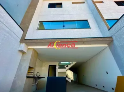 Sobrado com 3 Quartos à venda, 210m² no Jardim Vila Galvão, Guarulhos