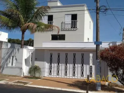 Sobrado com 3 Quartos para alugar, 240m² no Residencial Samambaia, São Carlos