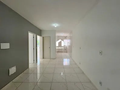 Casa de Condomínio com 2 Quartos para alugar, 51m² no Forquilhas, São José
