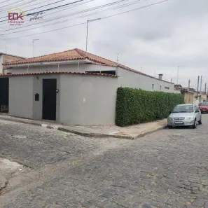 Casa com 3 Quartos à venda, 108m² no Jardim Jacinto, Jacareí