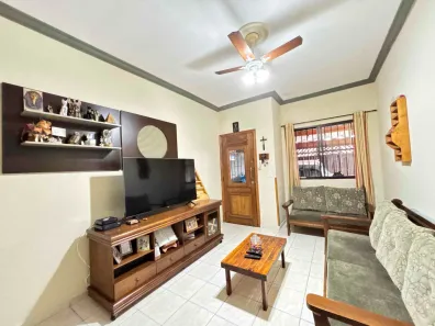 Sobrado com 3 Quartos à venda, 150m² no Jardim Las Palmas, Guarujá
