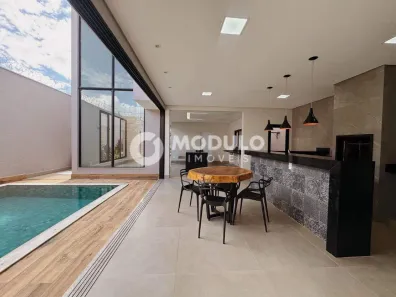 Casa com 3 Quartos à venda, 286m² no Nova Uberlândia, Uberlândia