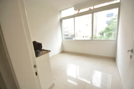 Sala Comercial para alugar, 90m² no Vila Buarque, São Paulo