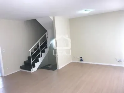 Casa de Condomínio com 3 Quartos à venda, 180m² no Parque Munhoz, São Paulo