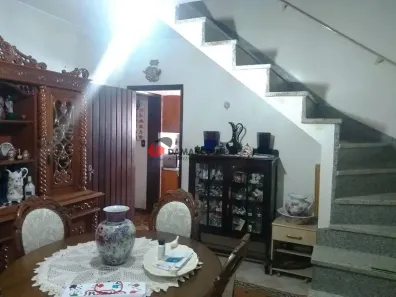 Sobrado com 3 Quartos à venda, 10m² no Vila Bastos, Santo André