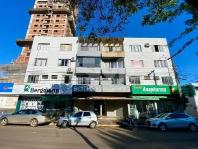 Apartamento com 3 Quartos para alugar, 10m² no Centro, Chapecó