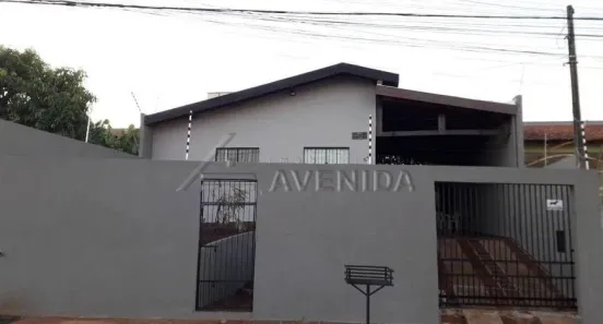 Casa com 3 Quartos à venda, 114m² no Alpes, Londrina