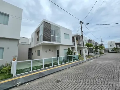 Sobrado com 4 Quartos à venda, 150m² no Vila Praiana, Lauro de Freitas