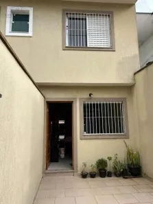 Sobrado com 2 Quartos à venda, 114m² no Vila Zat, São Paulo