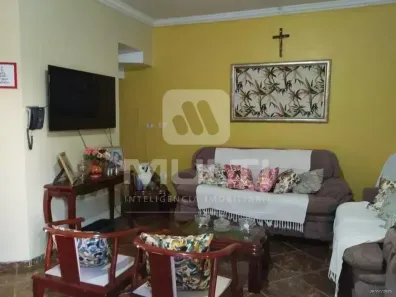 Casa com 3 Quartos à venda, 280m² no Cidade Jardim, Uberlândia