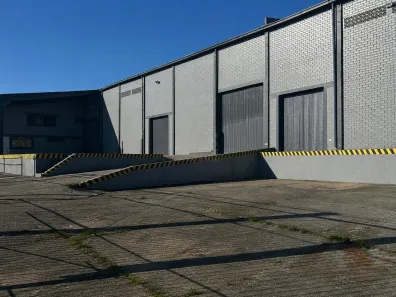 Galpão/Depósito/Armazém para alugar, 1200m² no Águas Belas, São José dos Pinhais