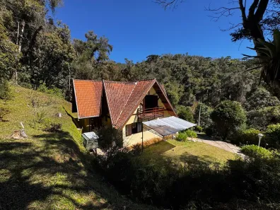 Sobrado com 3 Quartos à venda, 83m² no Abernéssia, Campos do Jordão