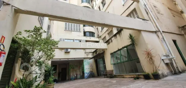 Apartamento com 1 Quarto à venda, 28m² no Floresta, Porto Alegre