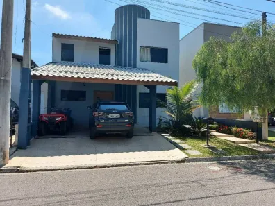 Sobrado com 3 Quartos à venda, 300m² no Loteamento Residencial Campos do Conde II, Tremembé