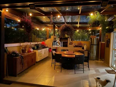 Casa de Condomínio com 4 Quartos à venda, 186m² no Parque Ideal, Carapicuíba