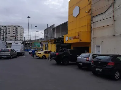 Ponto Comercial para alugar, 700m² no Olaria, Rio de Janeiro