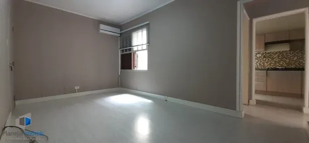 Apartamento com 2 Quartos à venda, 58m² no Menino Deus, Porto Alegre