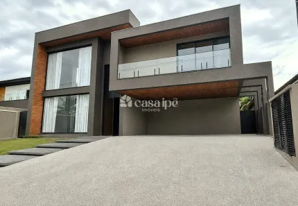 Sobrado com 9 Quartos à venda, 750m² no Jardim Acapulco, Guarujá