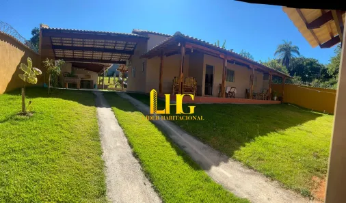 Fazenda/Sítio com 3 Quartos à venda, 1000m² no Centro, Esmeraldas
