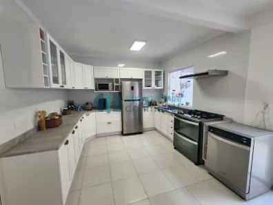 Casa de Condomínio com 3 Quartos à venda, 107m² no Uberaba, Curitiba