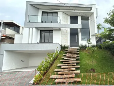 Casa de Condomínio com 5 Quartos à venda, 360m² no Jardins Bolonha, Senador Canedo