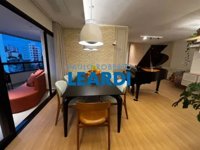 Apartamento com 3 Quartos à venda, 141m² no Vila Clayton, Valinhos