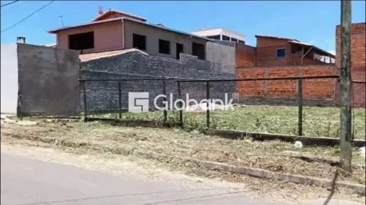 Lote/Terreno à venda, 240m² no Santa Lúcia, Montes Claros