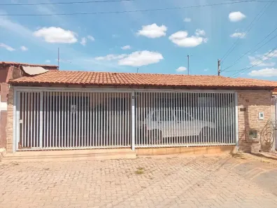 Casa com 3 Quartos à venda, 200m² no Setor Residencial Leste, Brasília