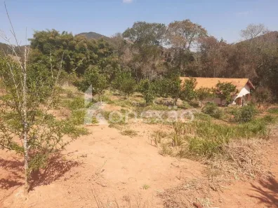 Fazenda/Sítio com 2 Quartos à venda, 150m² no Centro, Paraibuna