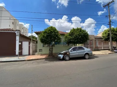 Casa com 3 Quartos à venda, 261m² no Vila Prado, São Carlos