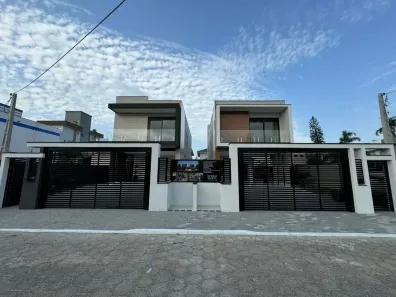 Casa com 4 Quartos à venda, 209m² no Ingleses do Rio Vermelho, Florianópolis