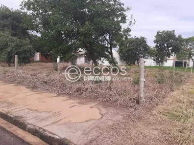 Lote/Terreno à venda, 300m² no Jardim Inconfidência, Uberlândia