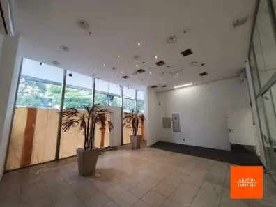 Ponto Comercial para alugar, 325m² no Santa Efigênia, Belo Horizonte