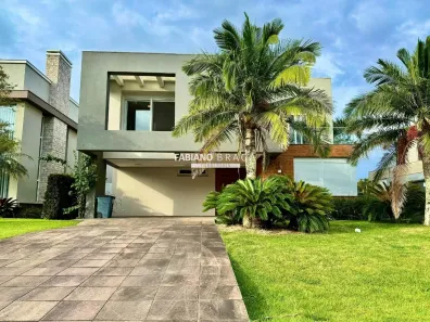 Sobrado com 4 Quartos à venda, 306m² no XANGRI-LÁ, Xangri-Lá