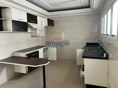 Casa com 3 Quartos para alugar, 215m² no Chácaras Rurais Santa Maria, Jacareí