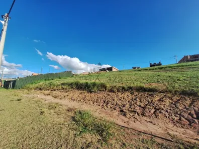à venda, 330m² no Urbanova, São José dos Campos